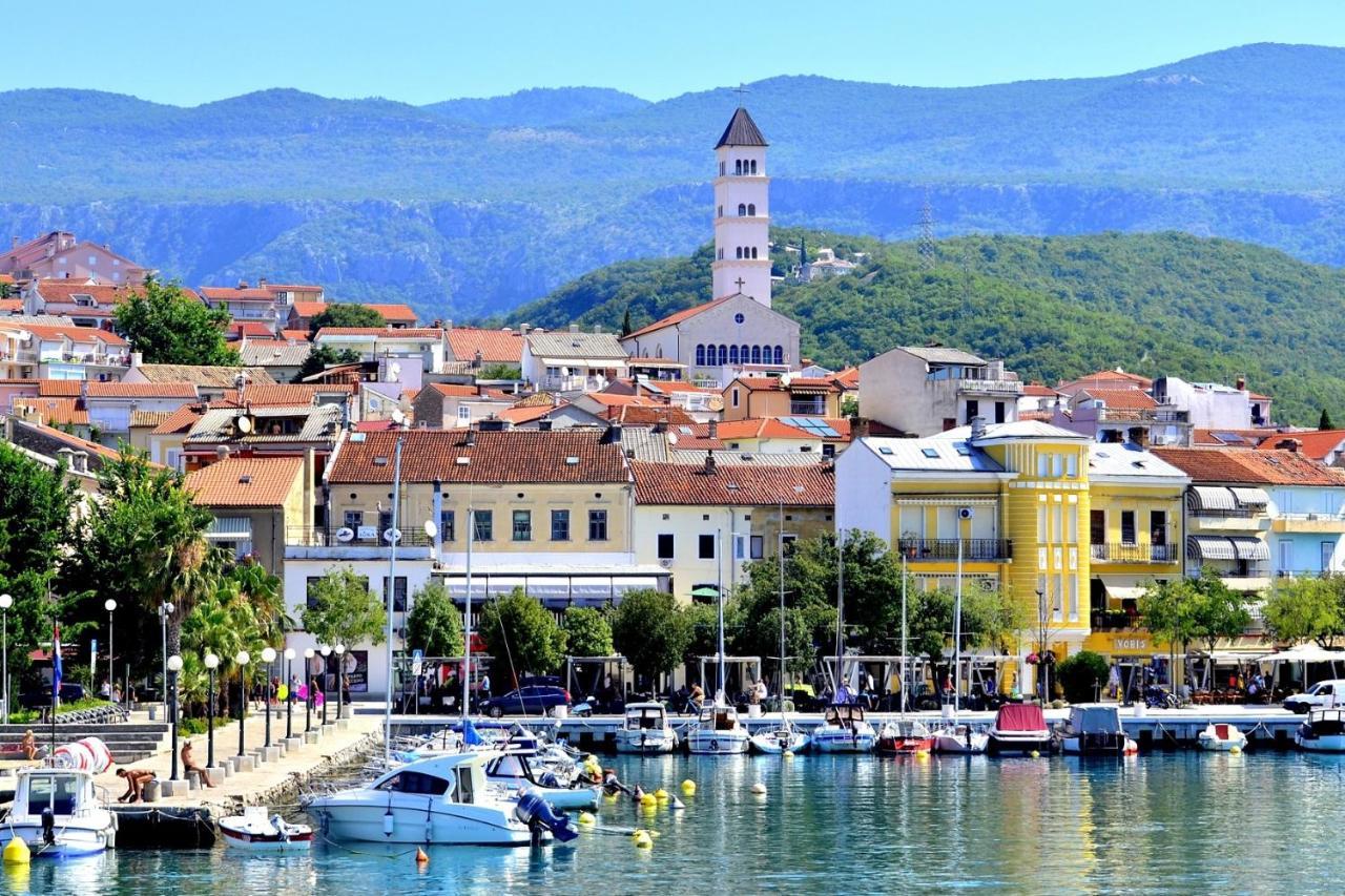 Apartments With A Parking Space Crikvenica - 13450 Kültér fotó
